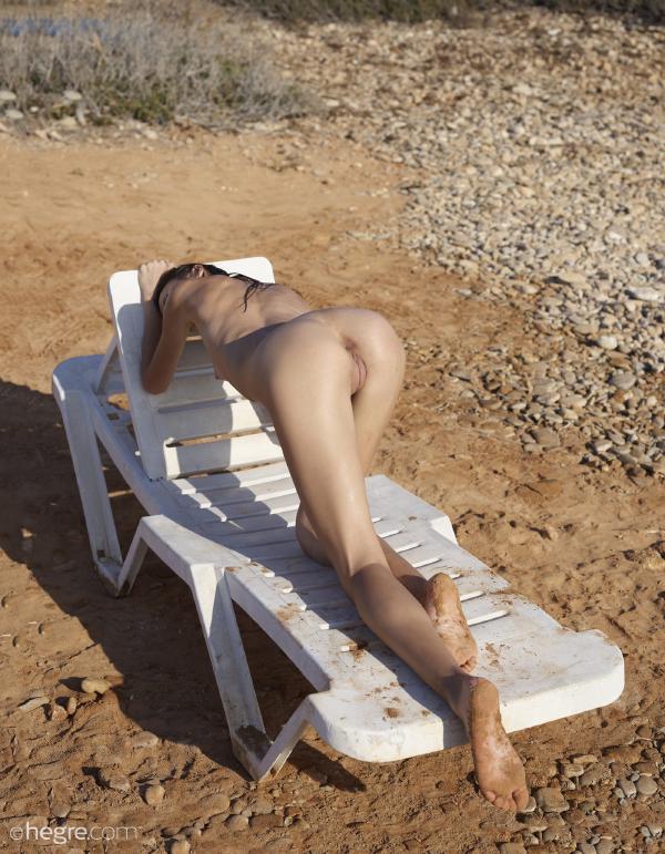 Alice elsker strand #12
