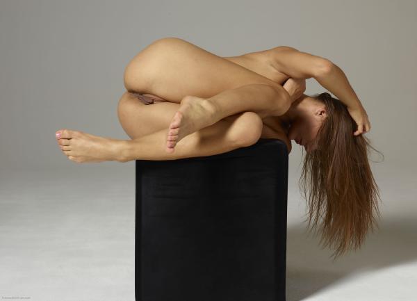 Dominika C tentoongesteld #52