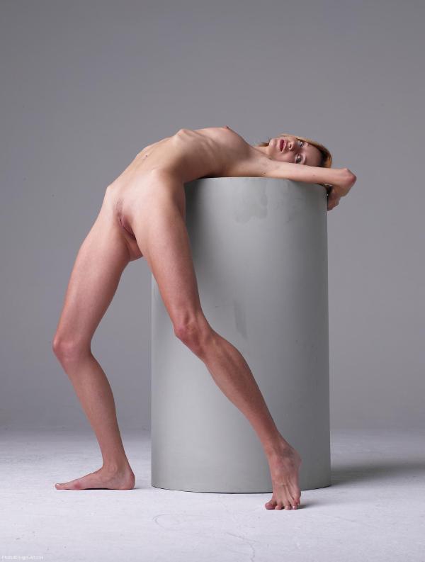 Yanna cylinder #28
